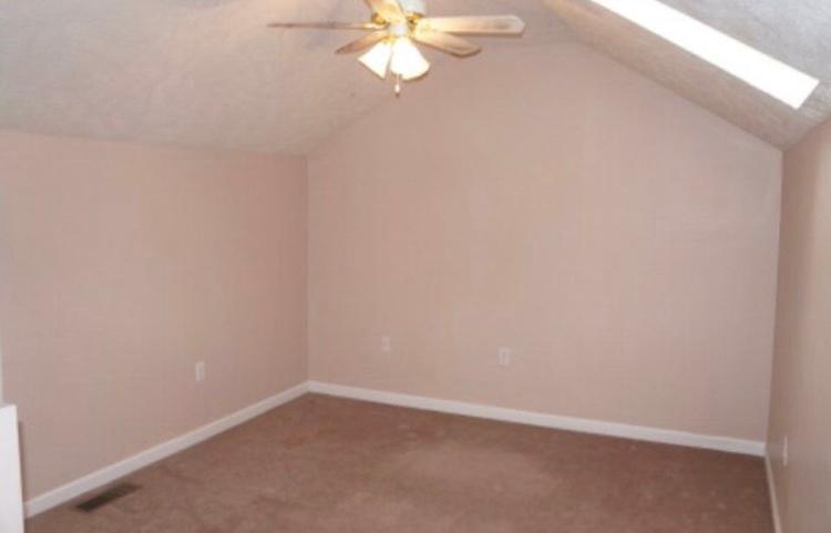 Bonus Room - 351 Beaverview Dr