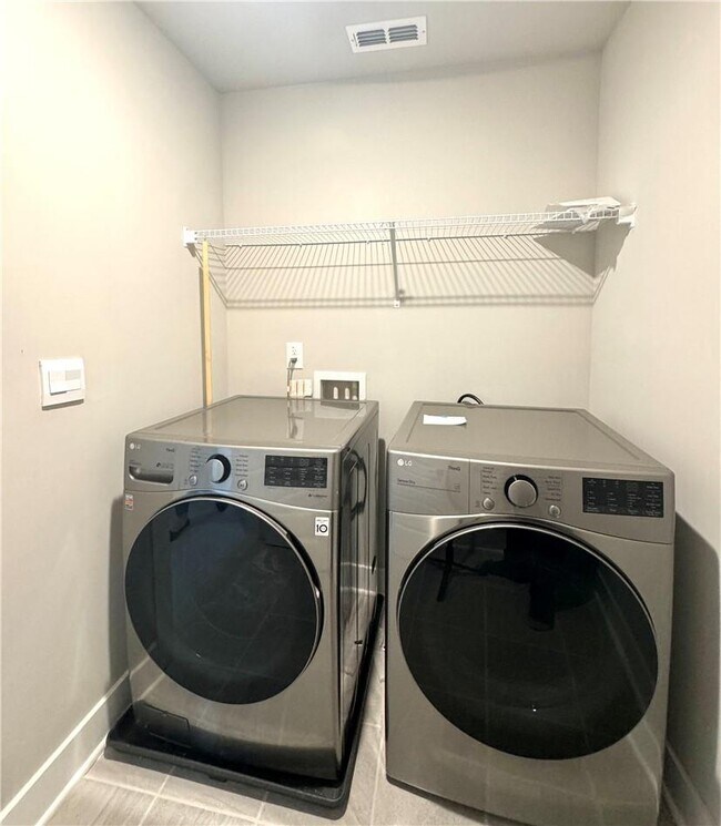 Building Photo - 534 Payne Rd