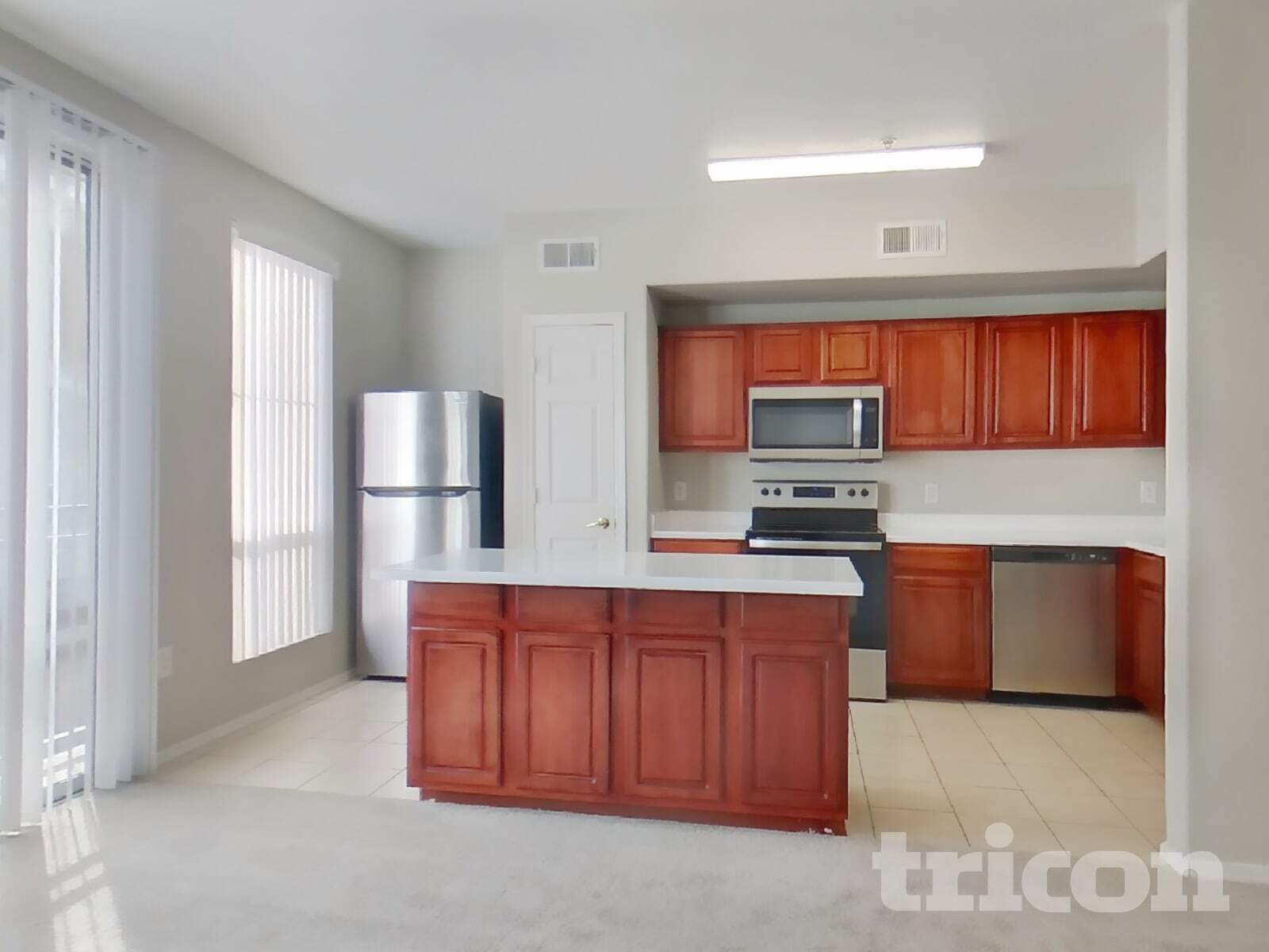 Building Photo - 18250 N Cave Creek Rd