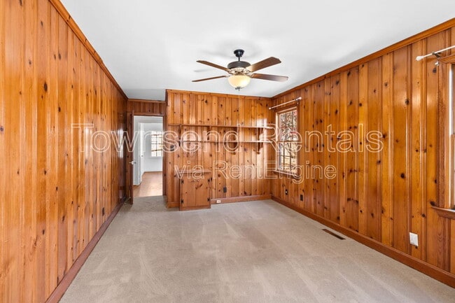 Building Photo - 315 Fairfield Rd