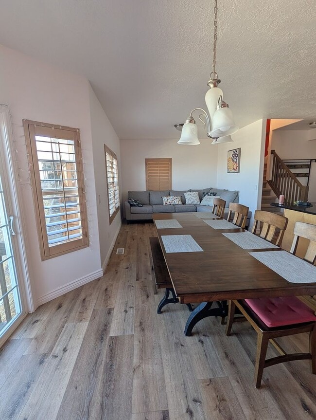 Building Photo - Beautiful 3 Bedroom Condo for Rent in Draper