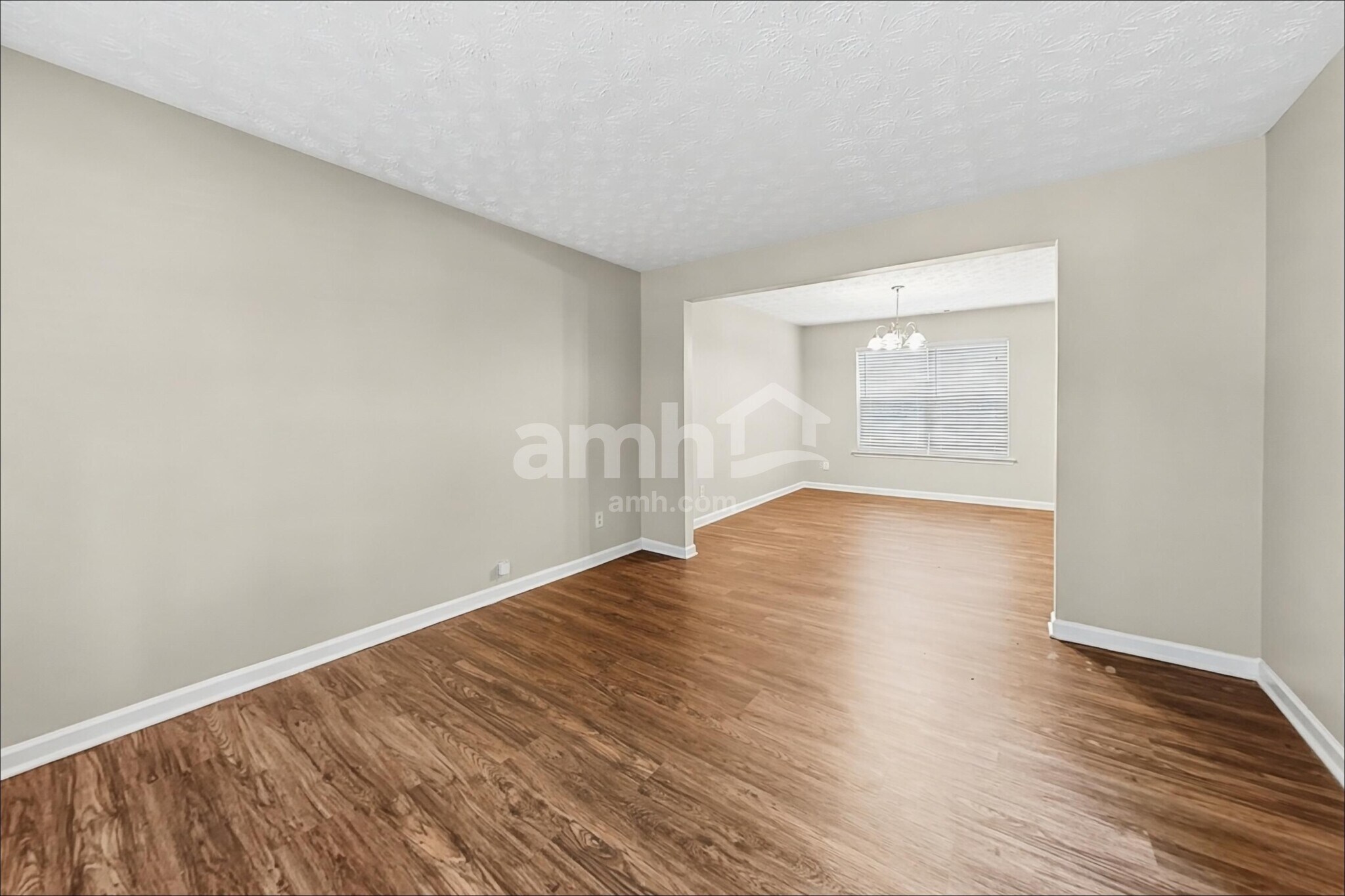 Building Photo - 6252 Whitetail Ct NW