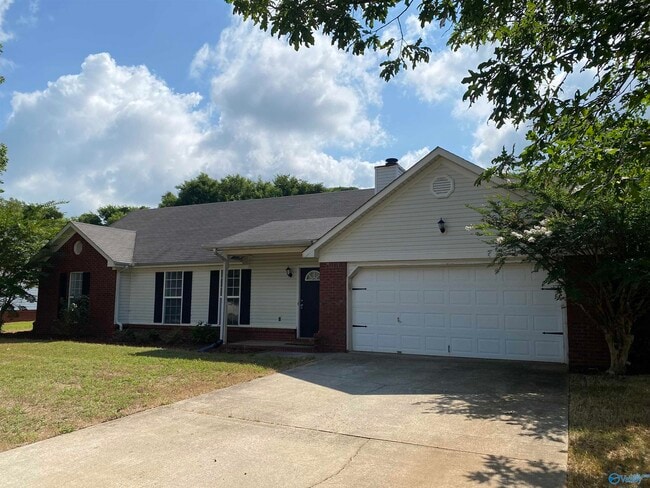 Building Photo - 111 Castleridge Dr
