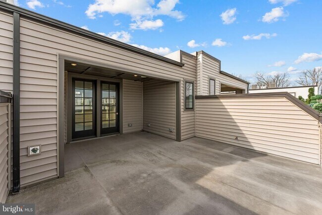 Building Photo - 43433 Wilcox Terrace
