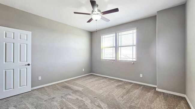 Building Photo - 17156 W Lincoln St