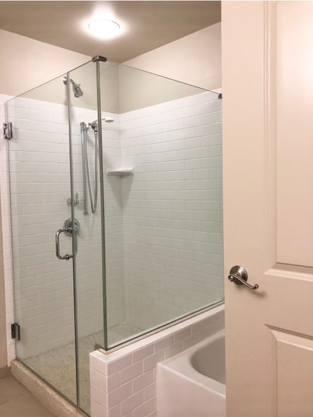 Building Photo - 105 Christina Landing Dr