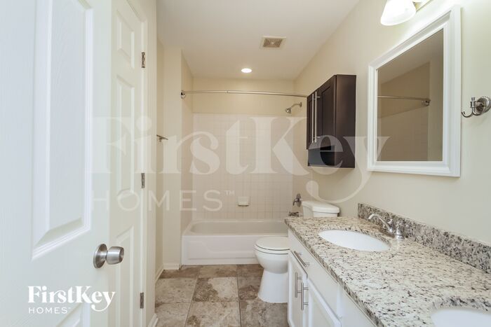 Building Photo - 1421 Timber Ln