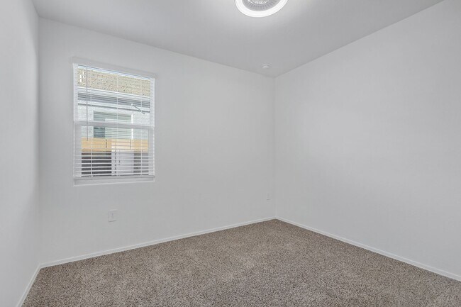 Building Photo - Beautiful 5-Bed Dream Home in The Village at Copper Basin