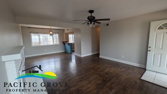 Building Photo - Updated Three Bedroom