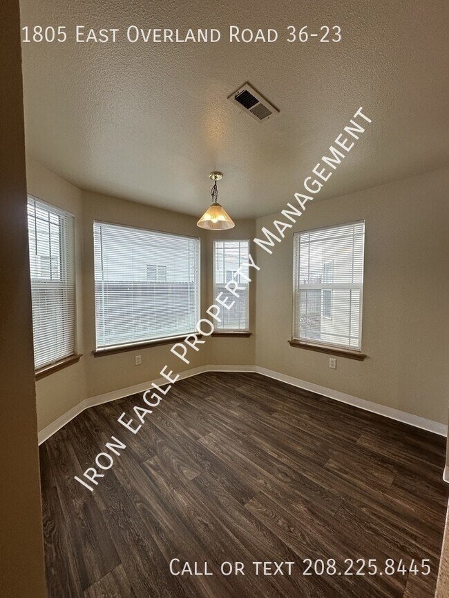 Building Photo - 1805 E Overland Rd