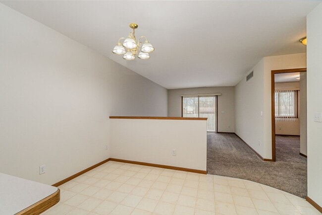 Building Photo - 2407 Morning Dawn Dr