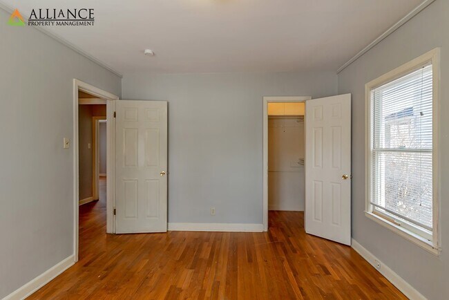 Building Photo - 1609 Poyntz Ave