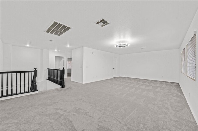 Building Photo - Desirable 4 Bedroom Home with Pool near Summerlin!