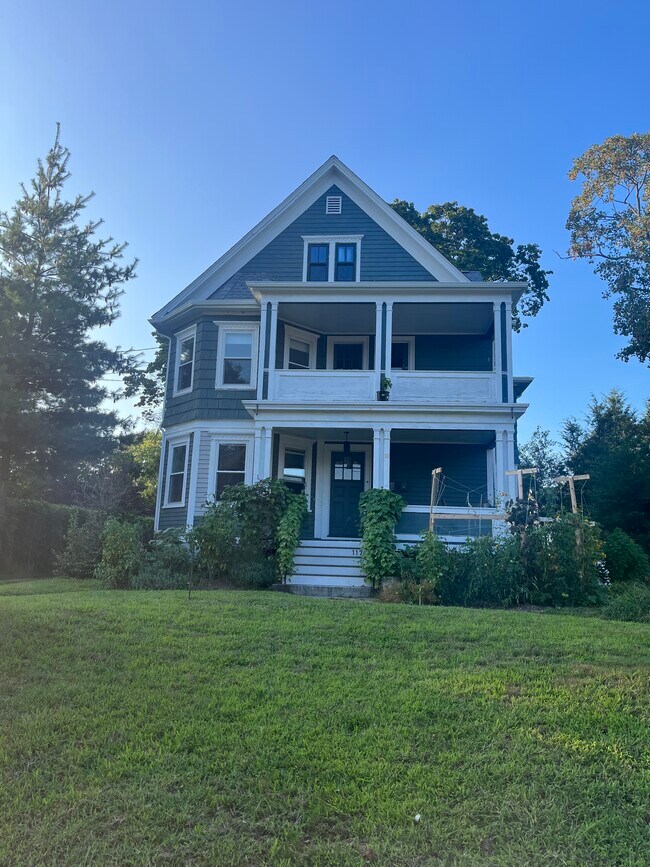 Primary Photo - 117 Shaw Ave