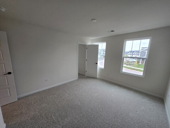 Building Photo - 24410 W Alexis Ln