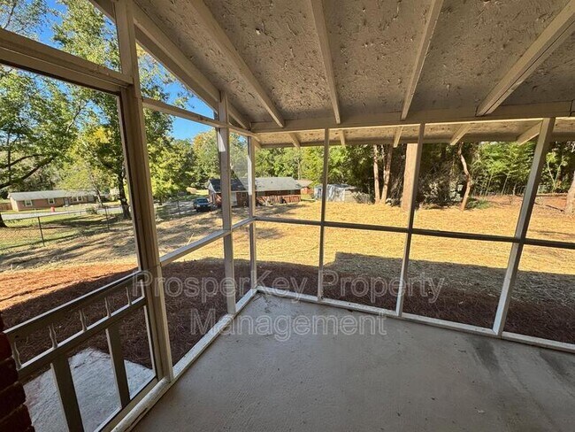 Building Photo - 6313 Stony Creek Dr