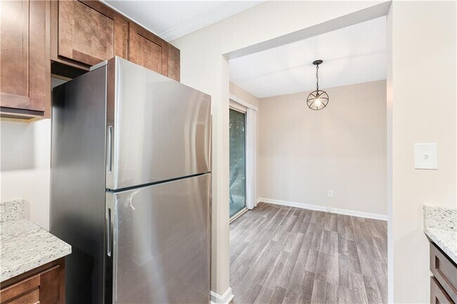 Building Photo - 103 Sterling Ct