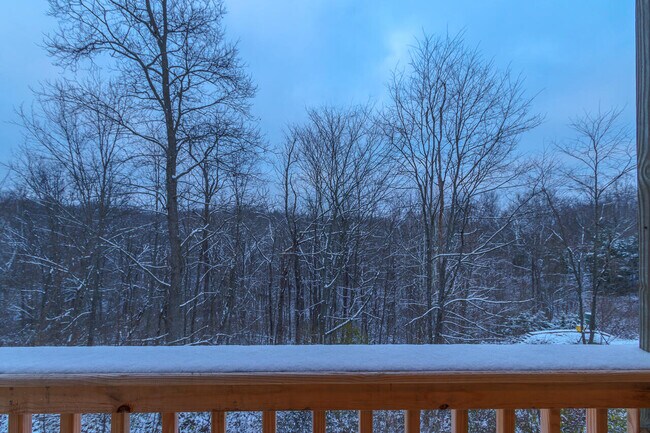 Building Photo - 187 Westwoods Dr