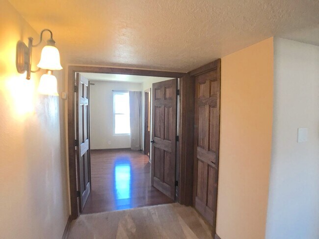 Building Photo - Spacious 4-Bedroom Home in the Desirable Candlelight Park Neighborhood – NE Heights!