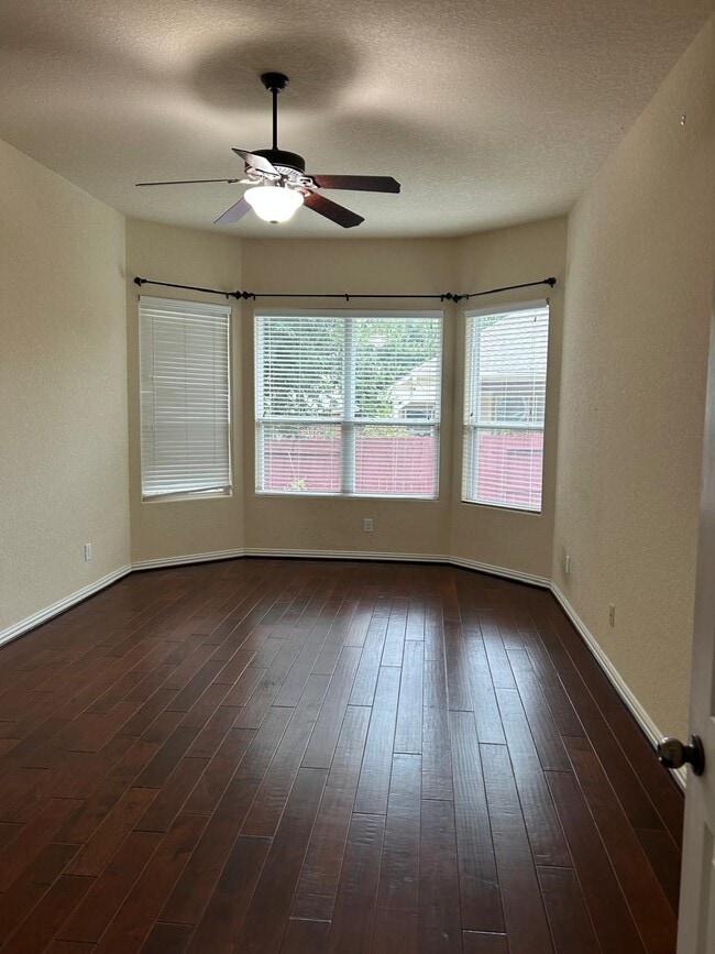 Building Photo - 25023 McBride Dr