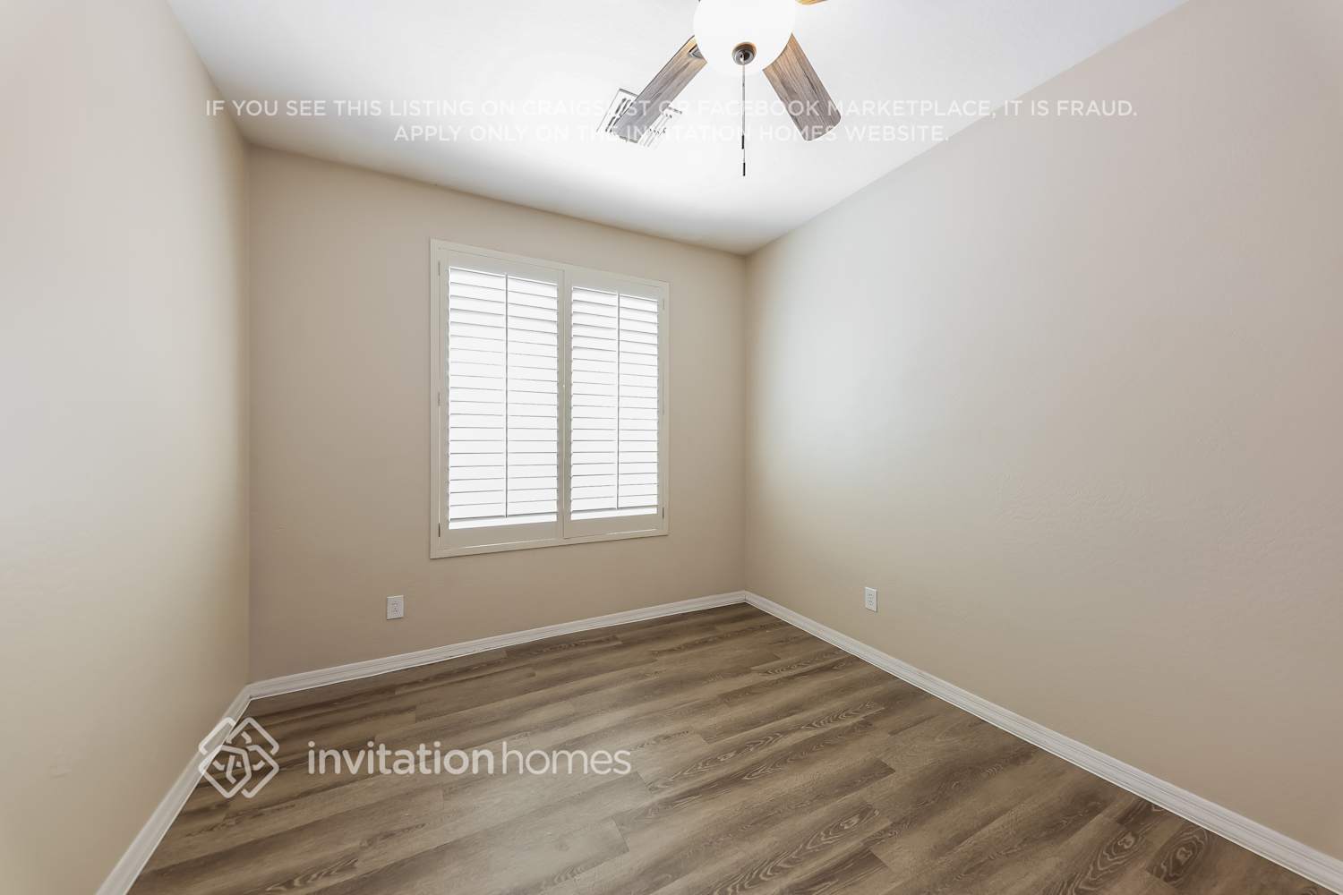 Building Photo - 5405 W Siesta Way