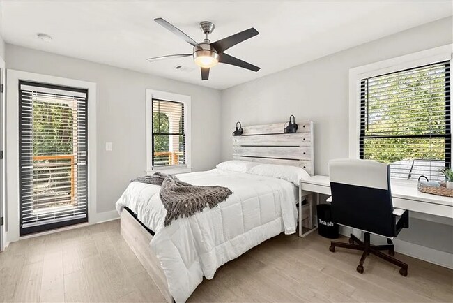 Building Photo - Spacious 4BR/4BA Home in Prime College Park Location