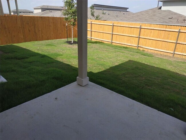 Building Photo - 10705 Meris Ln