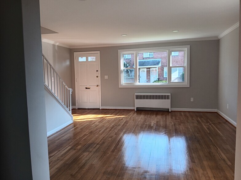Building Photo - 7948 Riggs Rd