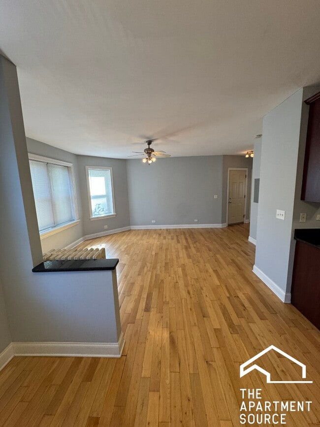 Building Photo - 2900 N Kolmar Ave