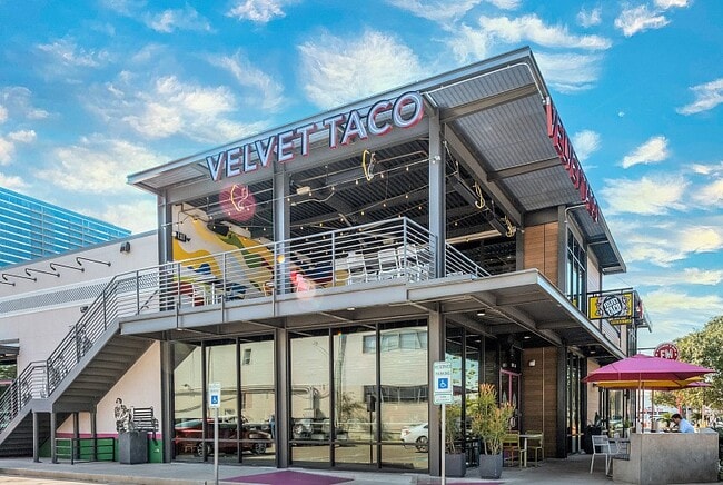 Building Photo - 1004 California St