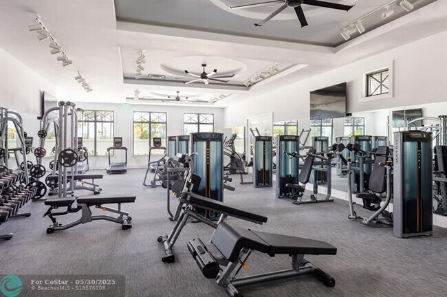 Building Photo - 12526 Solana Bay Cir