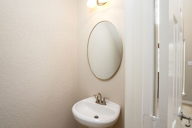 Building Photo - 3607 Texas Sotol