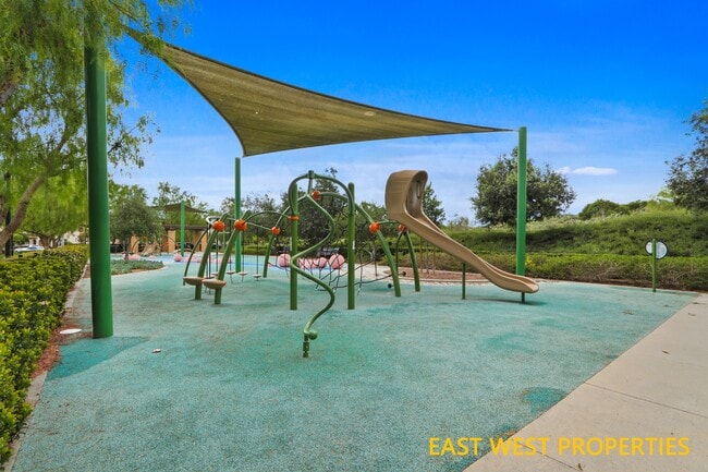 Building Photo - 136 Falcon Rdg