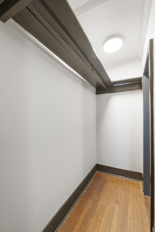 Building Photo - 16 N Broadway St