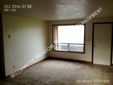 Building Photo - 2 Bedrooms, 1 Bathroom Apartment off State St