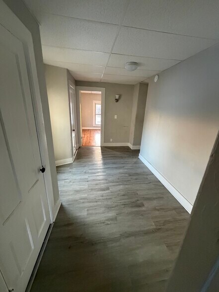 Building Photo - 134 Pearl St