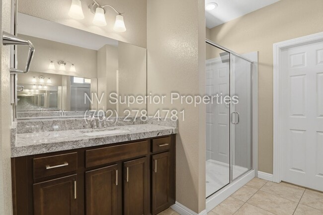 Building Photo - NW!! Pool!!! 5 Bedrooms!!! Bedroom & Bath Downstairs!!! Gated!!!! Covered Patio!!!