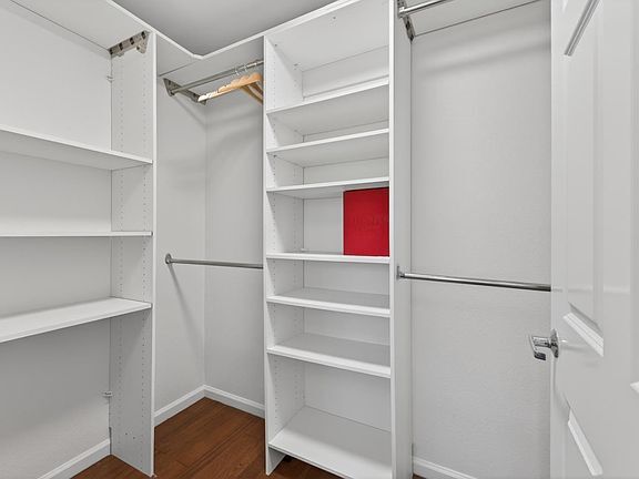 Building Photo - 1390 Saddle Rack St