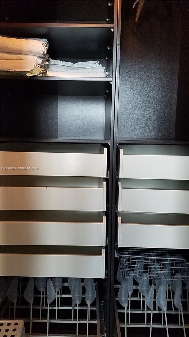 Building Photo - 9055 SW 73rd Ct