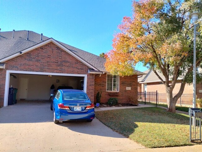 Building Photo - 15513 Swallowtail Rd