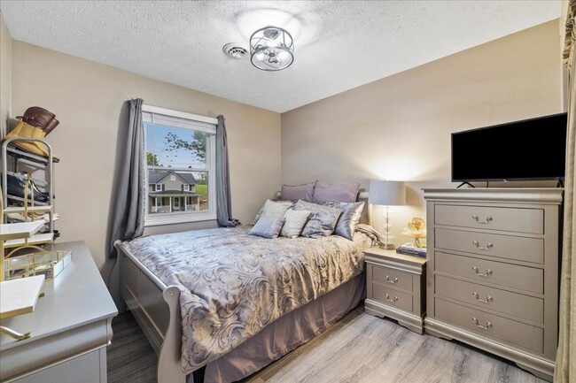 Building Photo - Cozy Radford Home on Forest Ave, Radford