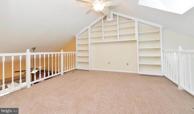 Building Photo - 2810 Yarling Ct