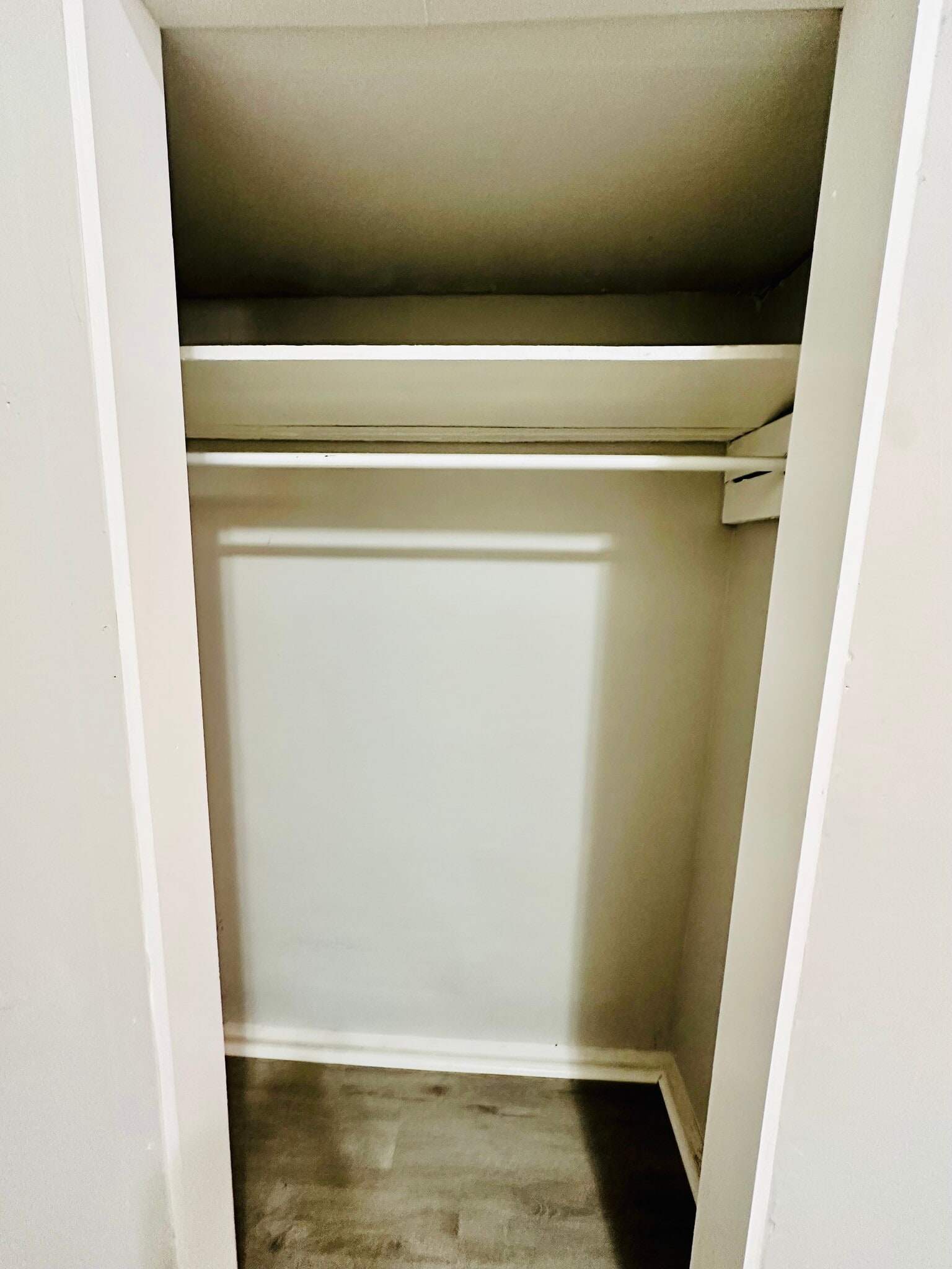 Building Photo - 2823 Garfield Ave