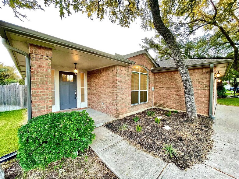 Building Photo - 3468 Flowstone Ln