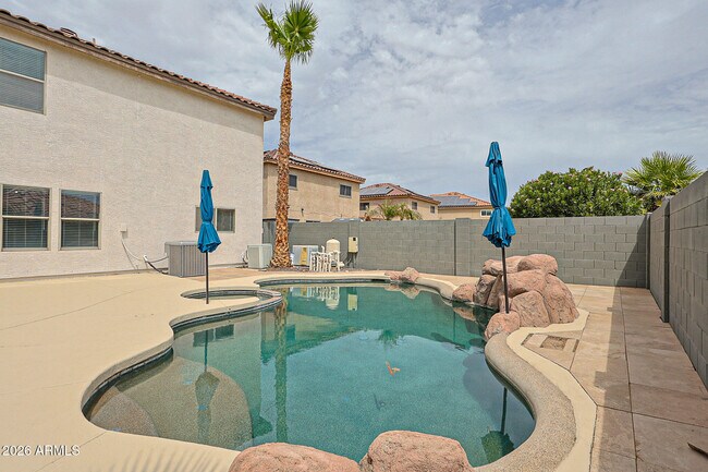 Building Photo - 15569 W Gelding Dr
