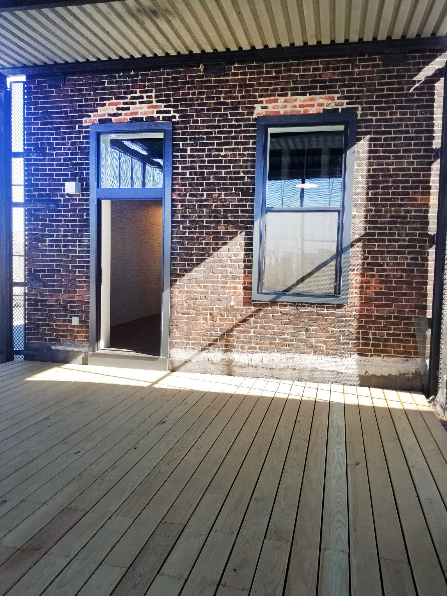 outdoor space - 1936 N 2nd St