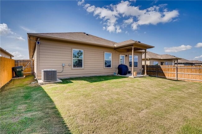 Building Photo - 5109 Winsbury Dr