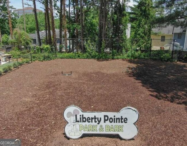 Building Photo - 707 Franklin Dr SE