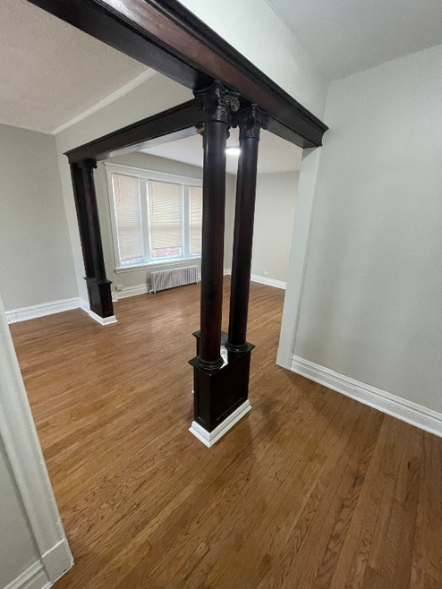 Building Photo - 5926 S Elizabeth St