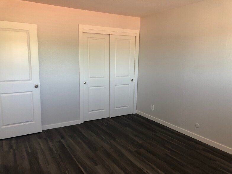 Building Photo - 504 Richmond Dr